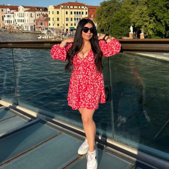 Red Ditsy Floral Print Mini Dress V-Neck Ties 3/4 Puff Sleeve Fit & Flare - Picture 9 of 12